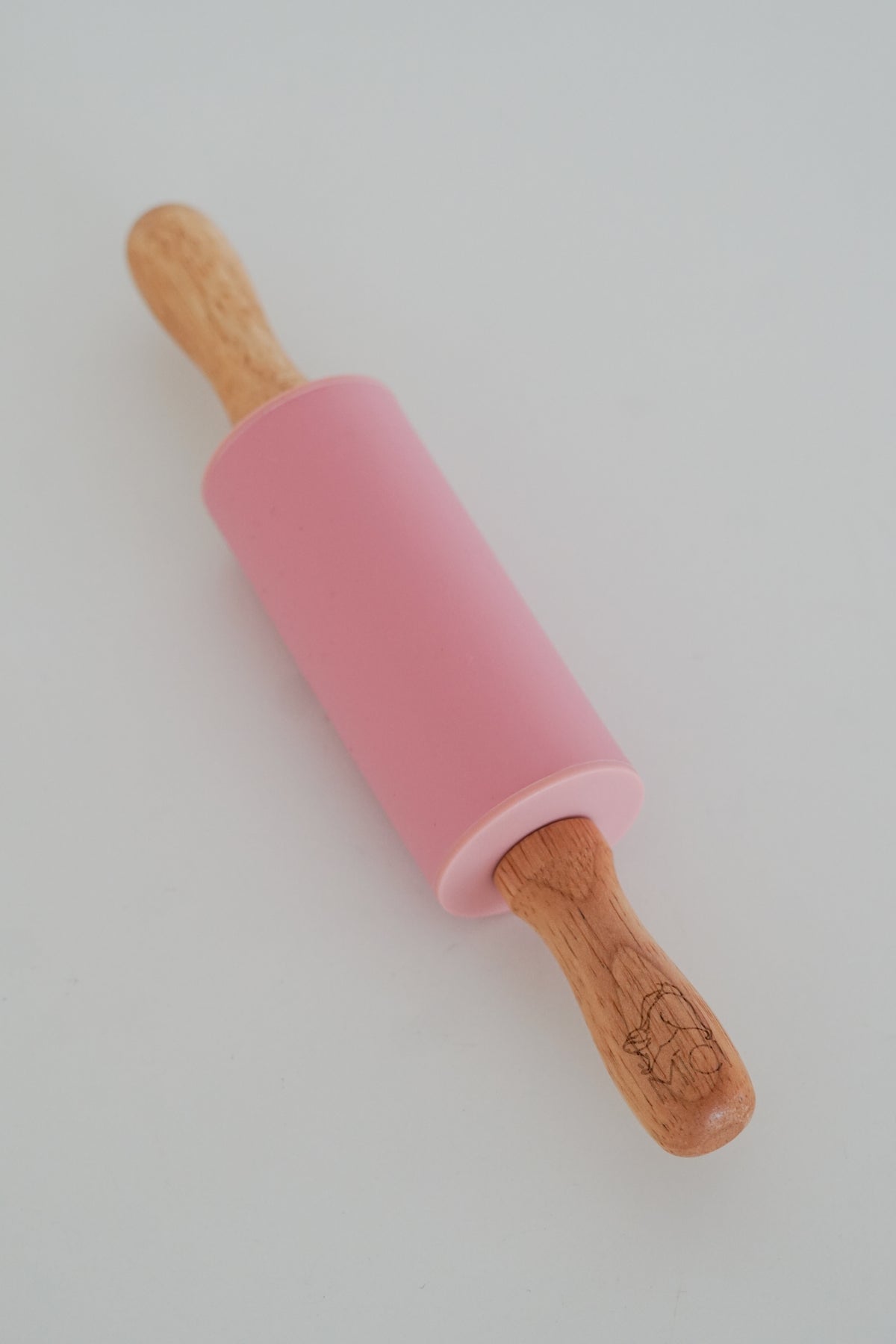 Silicone dough roll